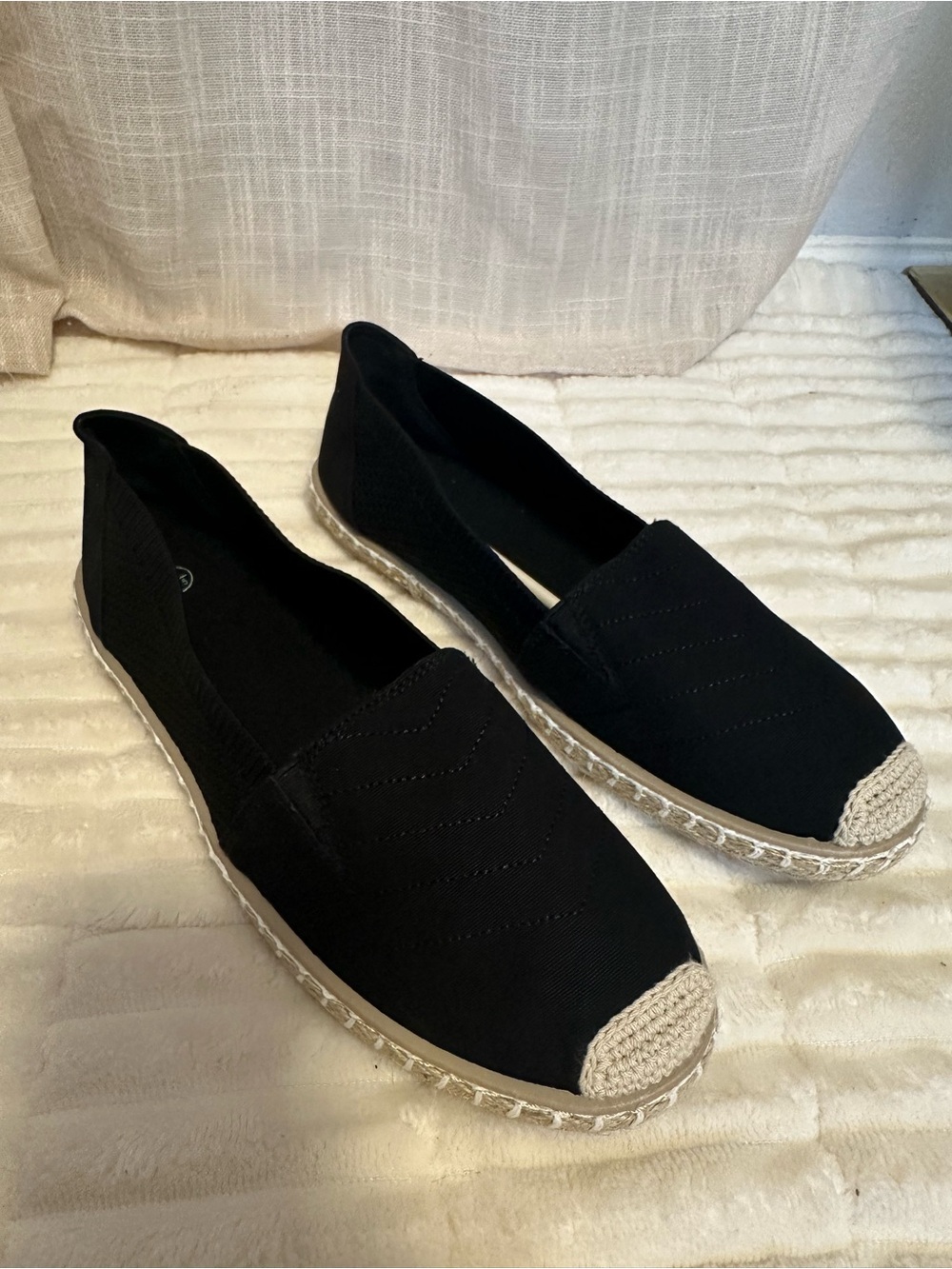 Women’s Black Espadrille Slip-On Shoes - Picture 3 of 6